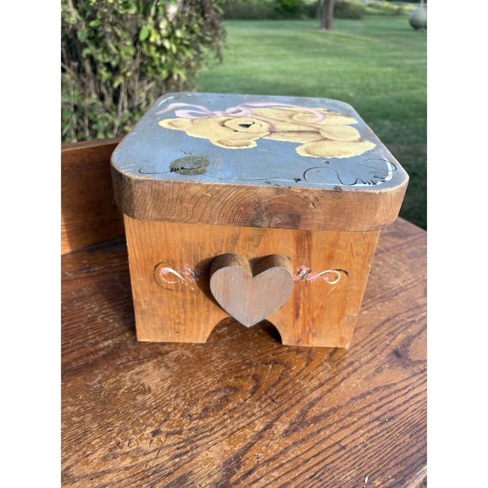 Vintage Handmade Hand Painted Solid Wood Wooden Kids Foot Step Stool Stand Seat - Picture 3 of 8